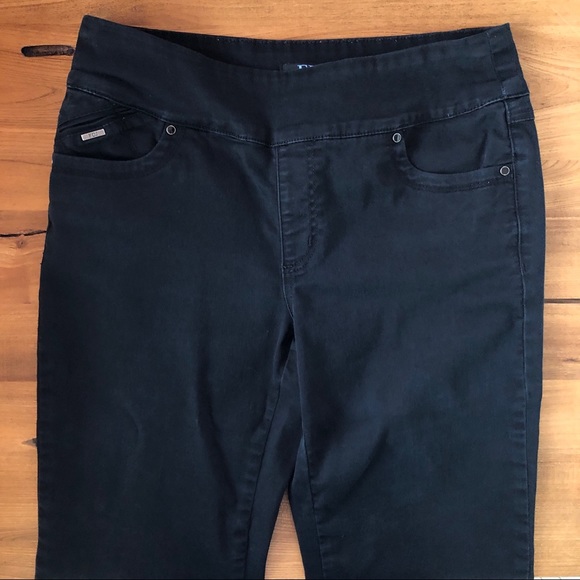 French Dressing Jeans Slim Black High Waisted Ankle Pant w/ Stretchy Waist - Picture 3 of 11